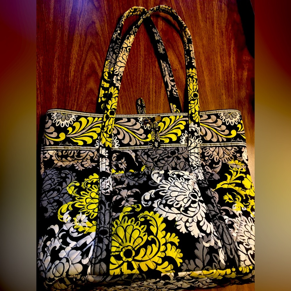 Vera Bradley tote bag